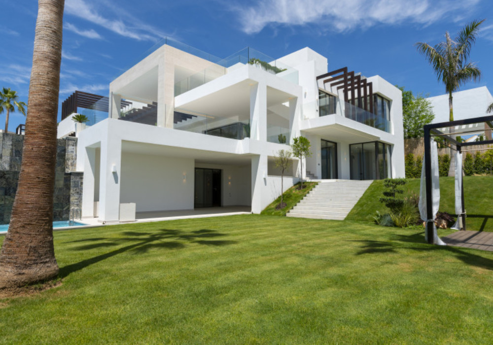 Luxury villa at Los Flamingos Costa Del Sol 01